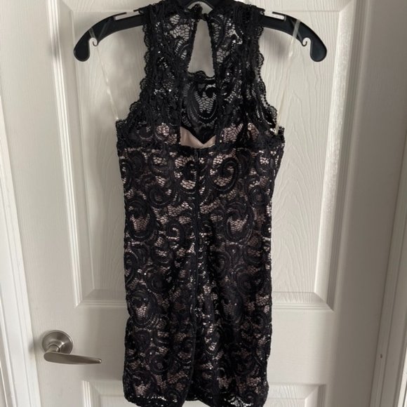 Black Stretch Lace Dress Size 1 - Picture 2 of 7